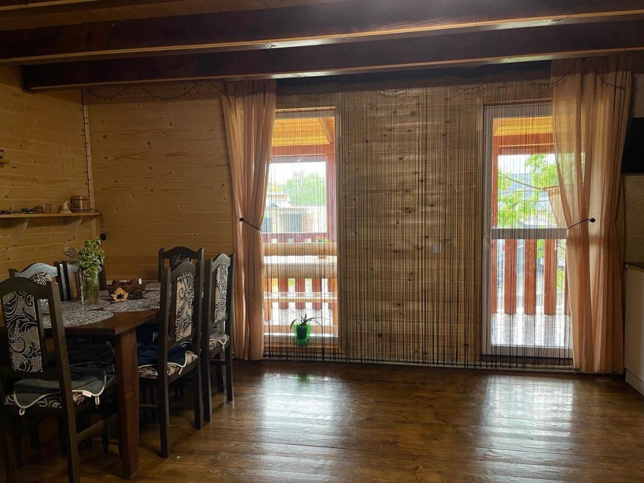 Карпатський Котедж Karpatian Cottage Vorokhta Quarto foto
